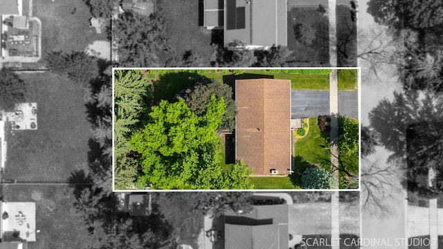 6540 Terrace Dr, Downers Grove, IL 60516 - aerial view of property and surrounding area featuring property parcel outlined