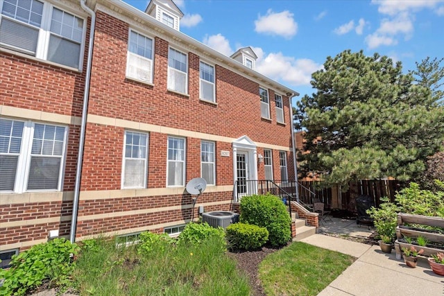 8207 Lincoln Ave, Skokie, IL 60077 - photo 3