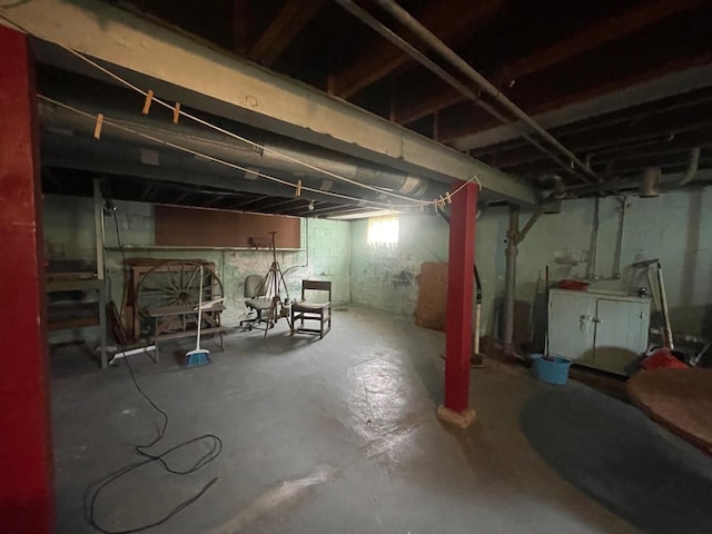 view of unfinished basement