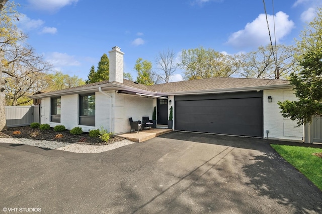 1045 Green Bay Rd, Lake Bluff, IL 60044 - photo 2