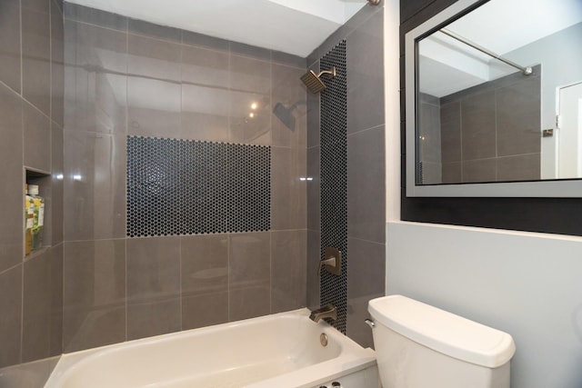 full bath with toilet and bathtub / shower combination
