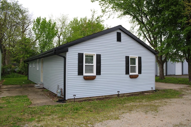view of home's exterior