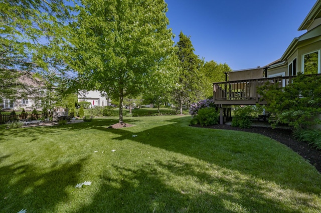 2411 Williamstown Ct, Naperville, IL 60564 - view of grassy yard featuring a deck