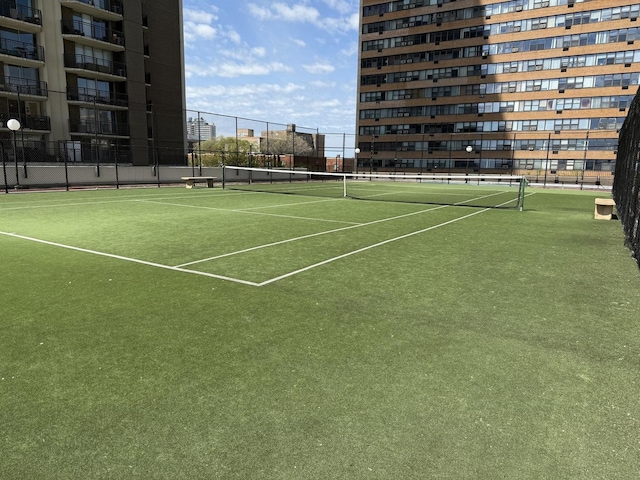 6033 N Sheridan Rd Unit 12B, Chicago, IL 60660 - view of tennis court