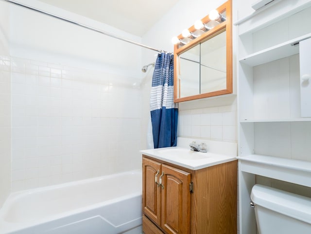 full bathroom featuring toilet, tasteful backsplash, vanity, and shower / bathtub combination with curtain