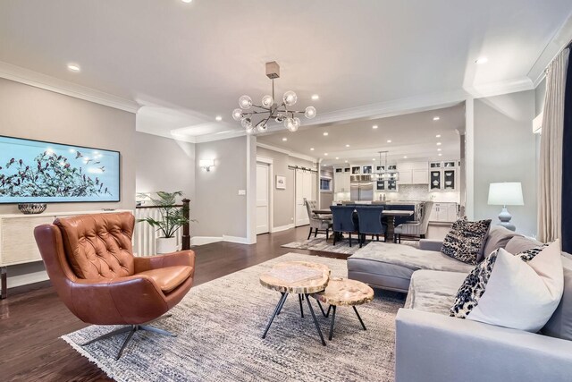 1955 N Halsted St Unit 1, Chicago, IL 60614 - living room featuring crown molding, dark wood finished floors, a chandelier, recessed lighting, and baseboards