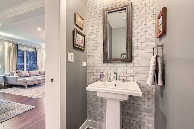 1955 N Halsted St Unit 1, Chicago, IL 60614 - bathroom with wood finished floors and baseboards