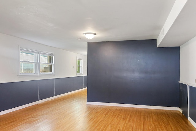 561 Minette Ln, Chicago Heights, IL 60411 - unfurnished room with wood finished floors
