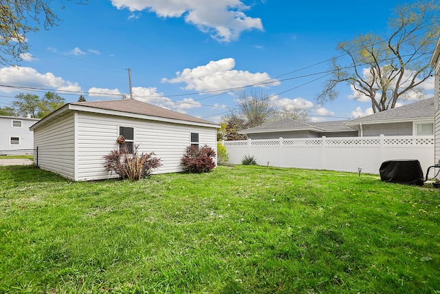 3668 Adams St, Lansing, IL 60438 - view of yard with an outbuilding