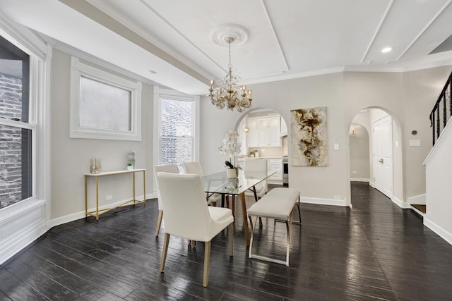 435 W Roslyn Pl Unit 2E, Chicago, IL 60614 - dining space with arched walkways, a chandelier, dark wood-style flooring, ornamental molding, and recessed lighting