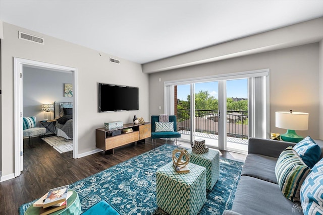 235 N Smith St Unit 509, Palatine, IL 60067 - living area featuring wood finished floors and baseboards