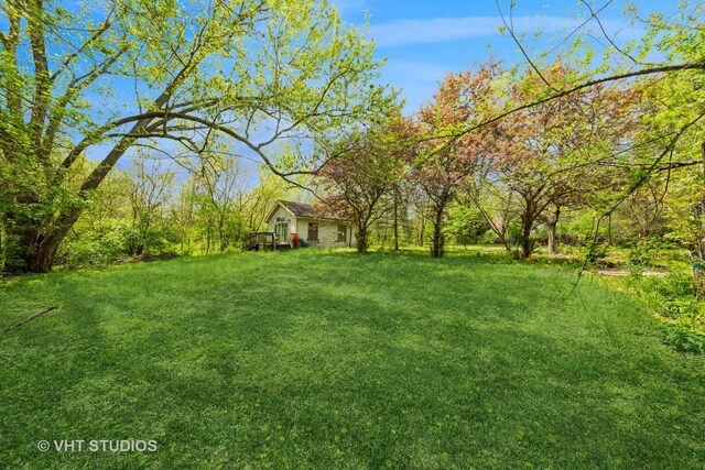 561 S Drive Drive S, Elgin, IL 60177 - view of green lawn