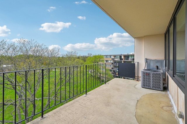 101 Bar Harbour Rd Unit 6N, Schaumburg, IL 60193 - balcony with central AC