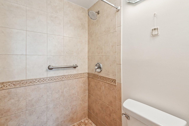 101 Bar Harbour Rd Unit 6N, Schaumburg, IL 60193 - full bathroom featuring toilet and tiled shower