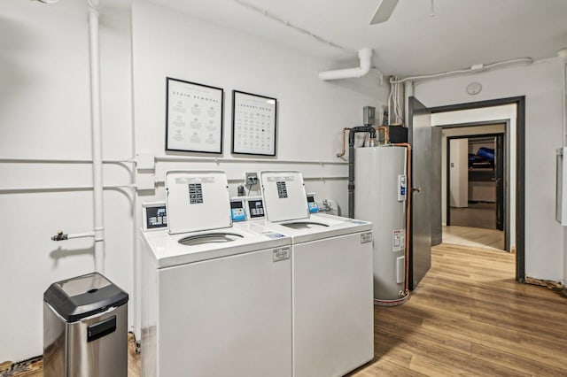 101 Bar Harbour Rd Unit 6N, Schaumburg, IL 60193 - laundry area featuring electric water heater, light wood-style floors, washing machine and clothes dryer, and ceiling fan