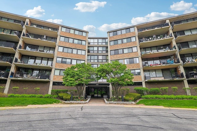 101 Bar Harbour Rd Unit 6N, Schaumburg, IL 60193 - view of apartment building / complex