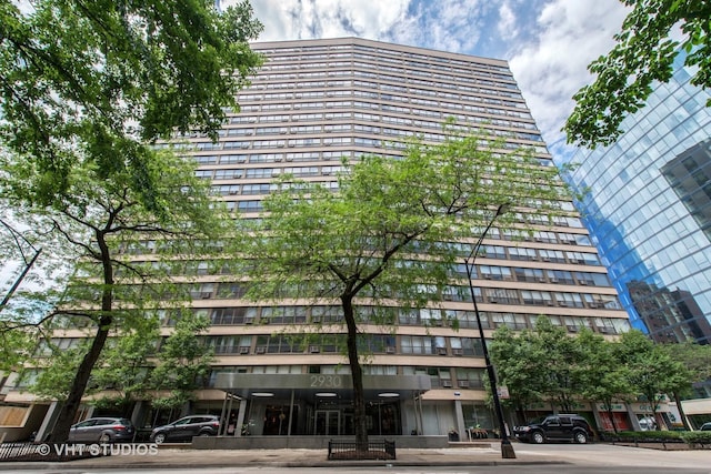 2930 N Sheridan Rd Unit 1008, Chicago, IL 60657 - view of property