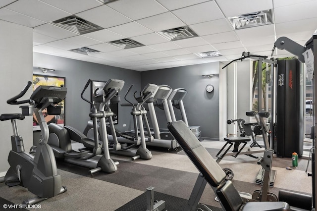 2930 N Sheridan Rd Unit 1008, Chicago, IL 60657 - workout area featuring a drop ceiling