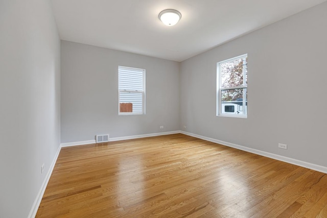 205 S 10th Ave, Saint Charles, IL 60174 - empty room featuring light wood finished floors and baseboards