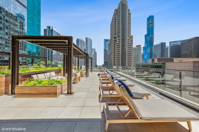 435 N Michigan Ave Unit 416, Chicago, IL 60611 - view of patio / terrace featuring a skyline view