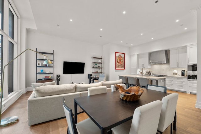 435 N Michigan Ave Unit 416, Chicago, IL 60611 - dining space featuring recessed lighting and light wood-type flooring