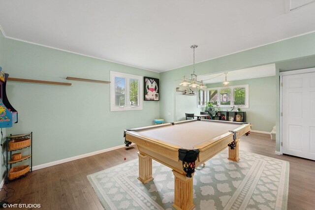 2404 Meadow Dr, Rolling Meadows, IL 60008 - recreation room with wood finished floors, billiards, and baseboards