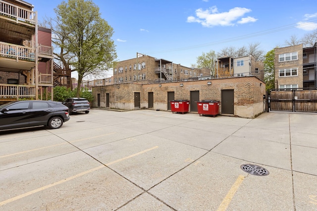 6452 N Glenwood Ave Unit 3, Chicago, IL 60626 - uncovered parking lot with a gate