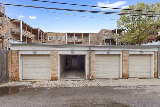 6452 N Glenwood Ave Unit 3, Chicago, IL 60626 - view of garage