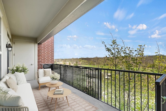 balcony featuring an outdoor hangout area