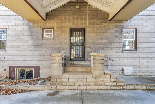 305 W Oregon St, Urbana, IL 61801 - entrance to property with stone siding
