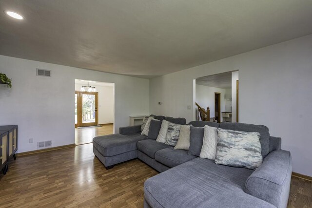 3128 Frans Ct, Winthrop Harbor, IL 60096 - living area with wood finished floors, baseboards, and recessed lighting