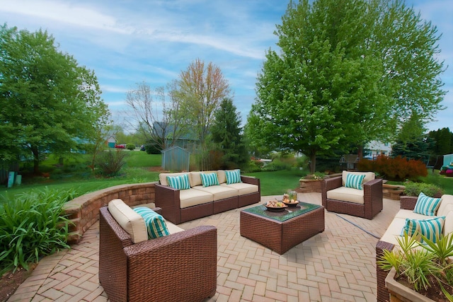 view of patio featuring outdoor lounge area