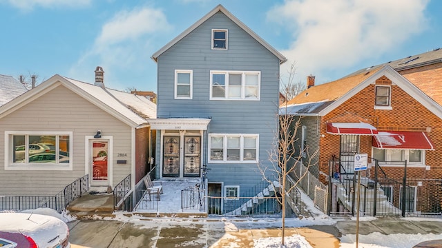 2862 S Keeley St, Chicago, IL 60608 - traditional home with fence
