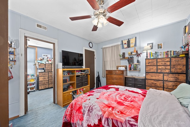 2862 S Keeley St, Chicago, IL 60608 - carpeted bedroom featuring visible vents
