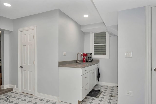 3530 S Union Ave, Chicago, IL 60609 - bar with baseboards, light floors, recessed lighting, and a sink