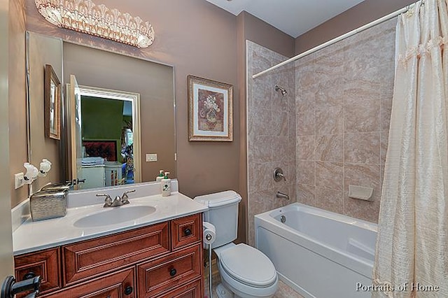 305 S Wright St, Naperville, IL 60540 - full bathroom featuring vanity, toilet, and shower / tub combo