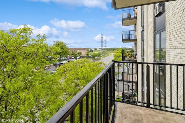 9701 N Dee Rd Unit 4C, Niles, IL 60714 - view of balcony