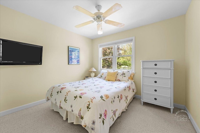 585 Apache Dr, Batavia, IL 60510 - bedroom featuring baseboards, light colored carpet, and ceiling fan