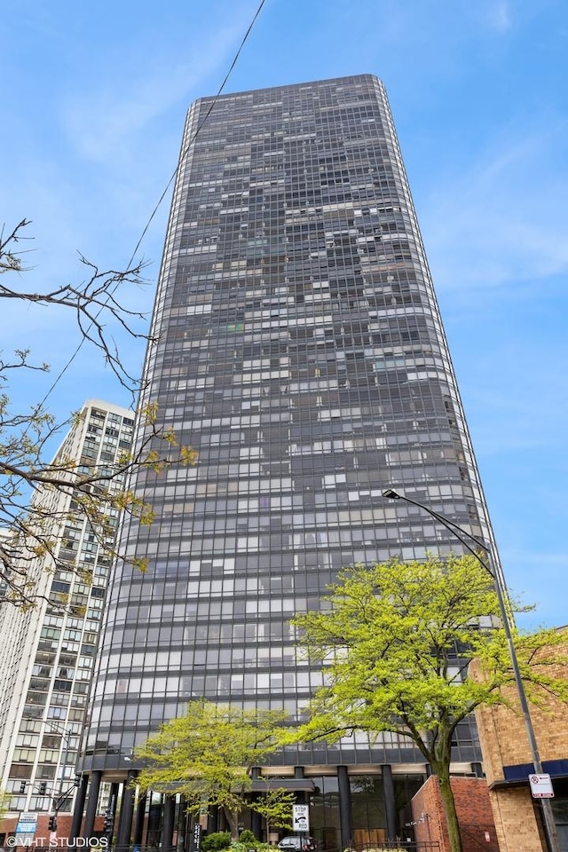5415 N Sheridan Rd Unit 3004, Chicago, IL 60640 - view of property