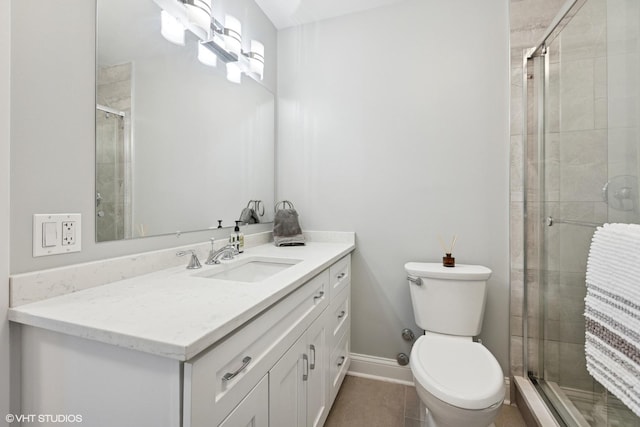 5415 N Sheridan Rd Unit 3004, Chicago, IL 60640 - full bathroom featuring vanity, a stall shower, toilet, and baseboards