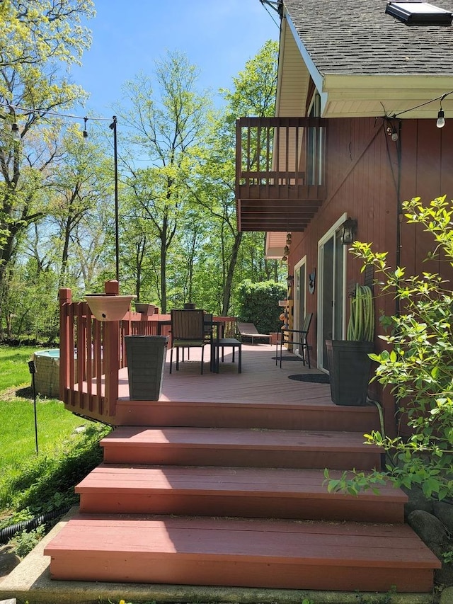 6N241 Roselle Rd, Roselle, IL 60172 - wooden terrace with outdoor dining space