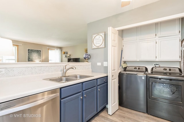 1222 Hillsborough Ct Unit 1222, Crystal Lake, IL 60014 - laundry room with independent washer and dryer and light wood-type flooring