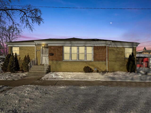 417 Oglesby Ave, Calumet City, IL 60409 - single story home with brick siding