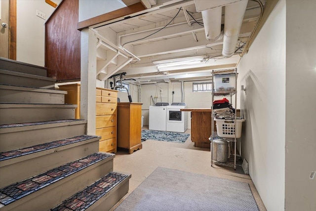 304 W Elm St, Fairbury, IL 61739 - basement with separate washer and dryer and stairway