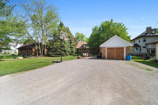304 W Elm St, Fairbury, IL 61739 - view of road