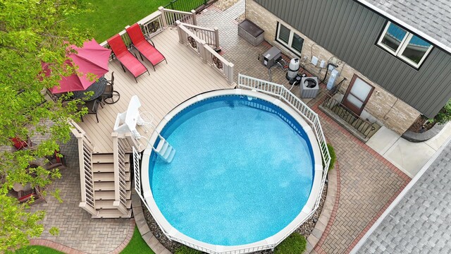 4690 W 130th Ct, Alsip, IL 60803 - outdoor pool with a deck