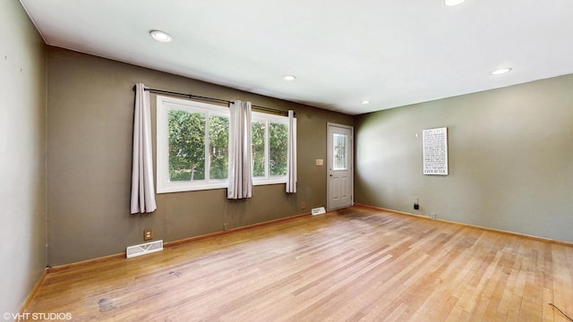 121 Northern Ter, Island Lake, IL 60042 - empty room featuring wood finished floors, baseboards, and recessed lighting