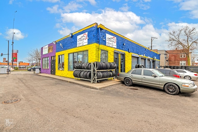 3637-49 W Division St, Chicago, IL 60651