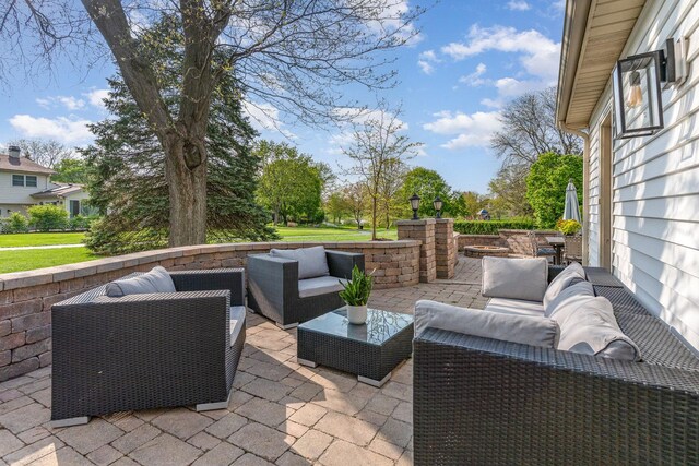 view of patio with an outdoor hangout area