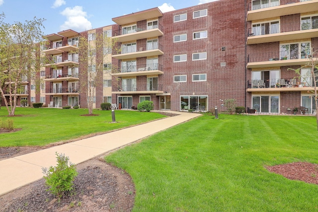 5300 Walnut Ave Unit 4D, Downers Grove, IL 60515 - view of building exterior